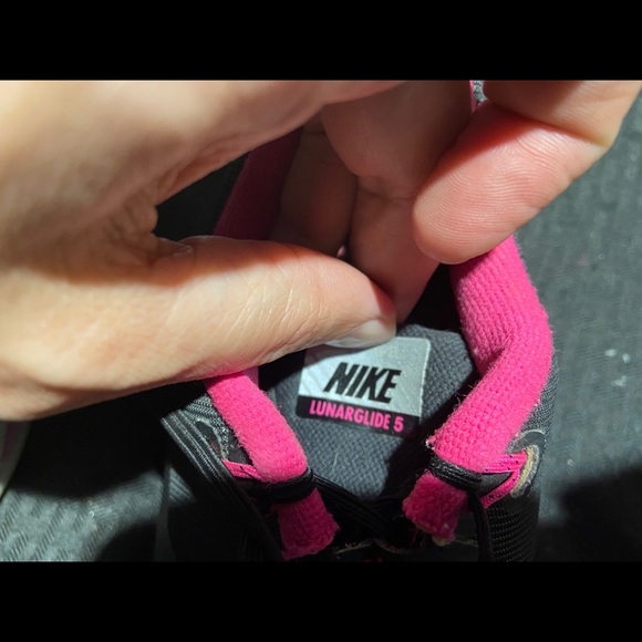 Nike Womens Lunarglide 5 Shield Running Shoes Black Pink 615980-006 Lace Up 7 - Picture 5 of 6